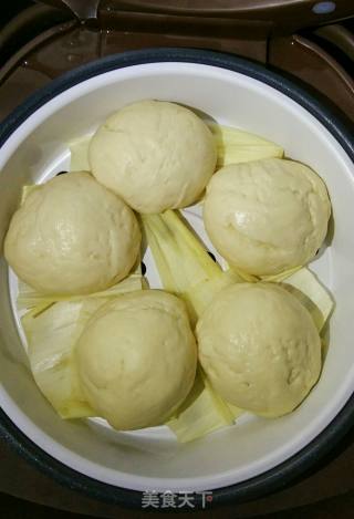 牛奶大馒头的做法步骤：13