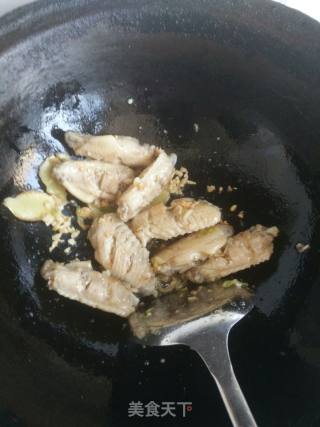 三杯鸡翅的做法步骤：6