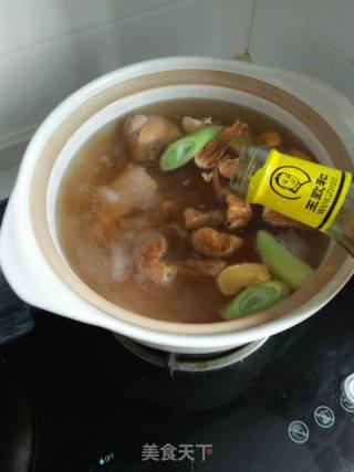 松茸鸡杂汤的做法步骤：5