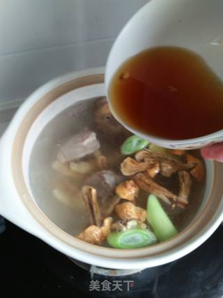 松茸鸡杂汤的做法步骤：6
