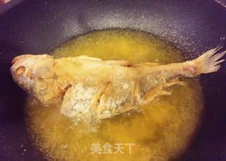 茄汁脆皮黄鱼的做法步骤：9