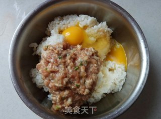 鸡蛋米饭饼的做法步骤：2