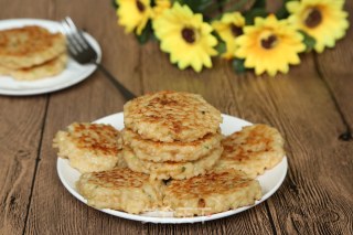 鸡蛋米饭饼的做法步骤：7