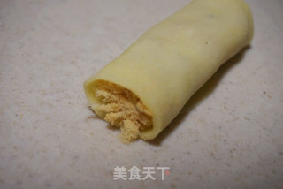 果仁肉松千层卷的做法步骤：13