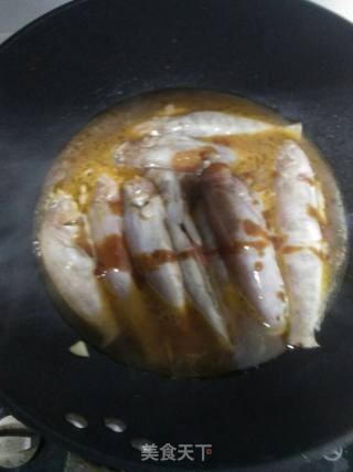 酱焖小黄鱼的做法步骤：4