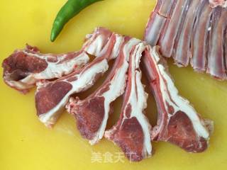 清水羊排的做法步骤：1
