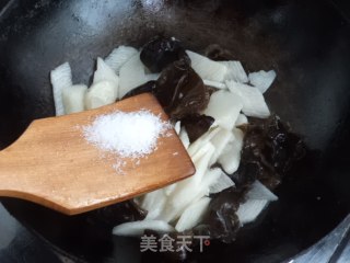 糖醋木耳炒山药的做法步骤：9