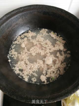 白菜牛肉丸子汤的做法步骤：5
