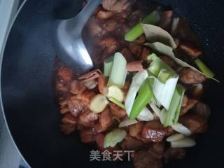 冬瓜红烧肉的做法步骤：5