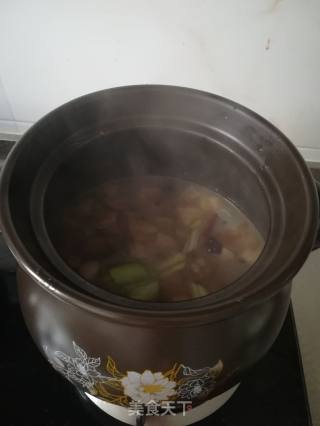 冬瓜红烧肉的做法步骤：6