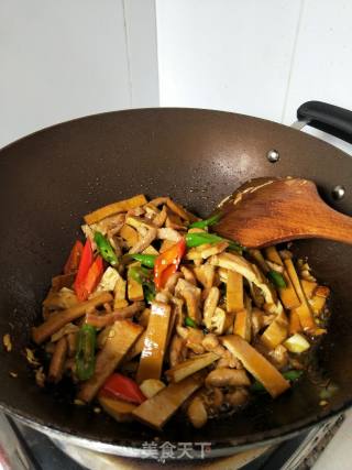 香干肉丝的做法步骤：8