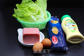 意面汉堡的做法步骤：1