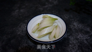 酱烧鲫鱼的做法步骤：2