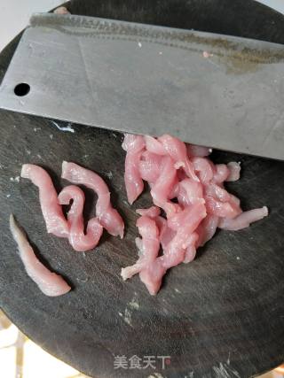 杭椒肉丝的做法步骤：2