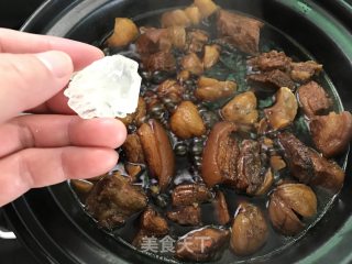红烧栗子烧肉的做法步骤：8