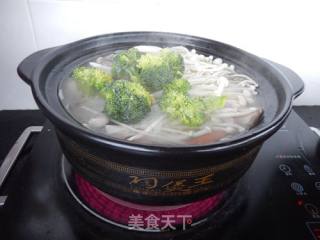 菌菇莲藕炖排骨的做法步骤：8
