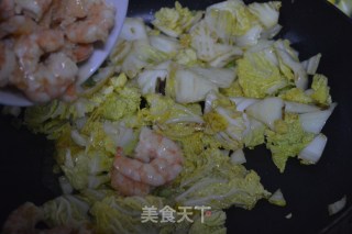 虾仁炒娃娃菜的做法步骤：11