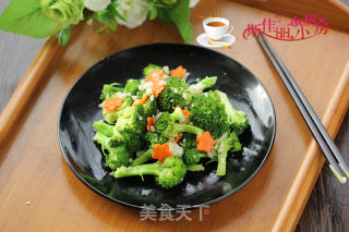 蒜蓉炒西兰花的做法步骤：9