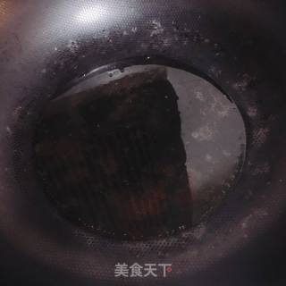 糖醋排骨的做法步骤：2