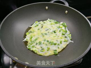 银鱼煎蛋的做法步骤：7