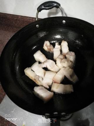 家常红烧肉的做法步骤：3