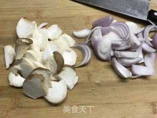 汁浓味鲜的香辣蟹的做法步骤：5