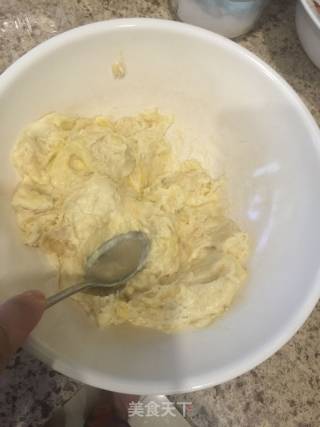 榴莲厚底披萨的做法步骤：4