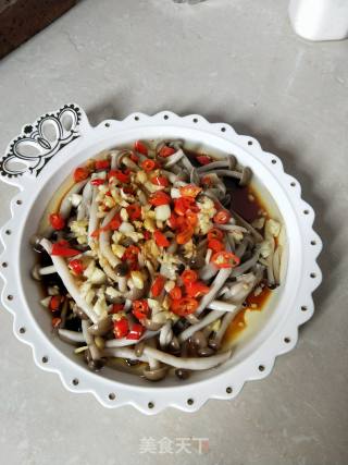 炝拌真姬菇的做法步骤：7