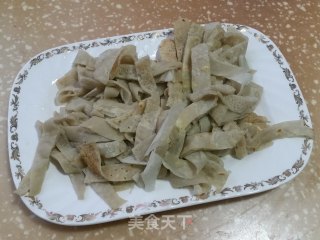 五彩粉皮的做法步骤：1