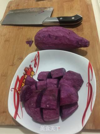 紫薯芝麻饼的做法步骤：1