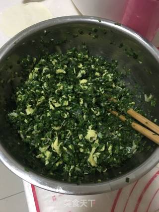韭菜盒子的做法步骤：2