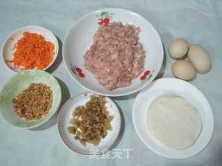 花饺蒸蛋的做法步骤：1