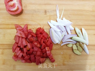 番茄炖牛肉的做法步骤：2