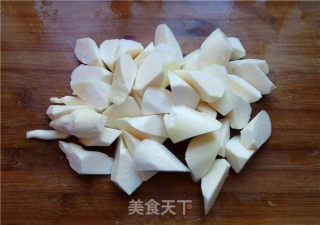 茭白烧肉的做法步骤：2