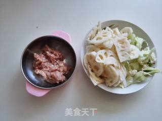 花菜莲藕肉末的做法步骤：1