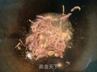 炒蘑菇的做法步骤：4