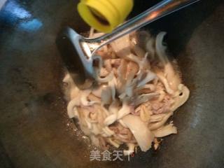 炒蘑菇的做法步骤：6