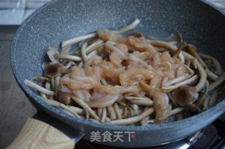茶树菇炒鸡丝的做法步骤：7