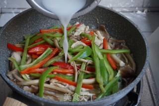 茶树菇炒鸡丝的做法步骤：10