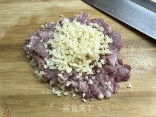 香煎馄饨的做法步骤：1