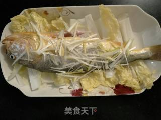 油泼大黄鱼娃娃菜的做法步骤：6
