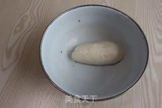 荠菜千层肉饼的做法步骤：1