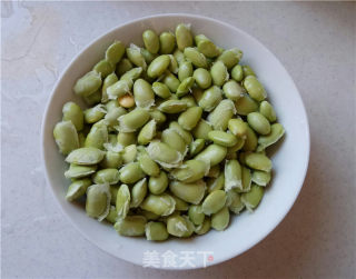 扁尖烧毛豆的做法步骤：2