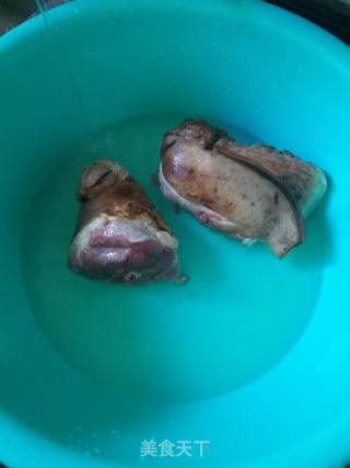 卤狗腿子的做法步骤：1