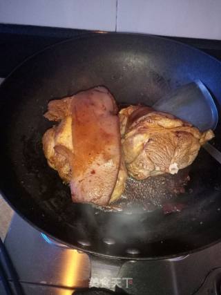卤狗腿子的做法步骤：4