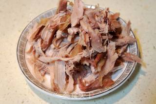 黄咖喱兔肉丝面的做法步骤：3
