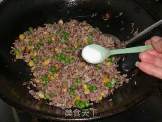 炒红米饭的做法步骤：8