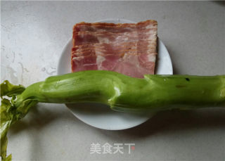芥蓝炒培根的做法步骤：1