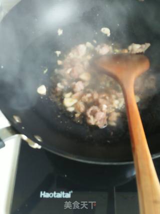 肉片口蘑白菜片的做法步骤：6