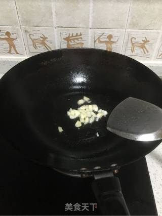 蒜蓉菜芯的做法步骤：2